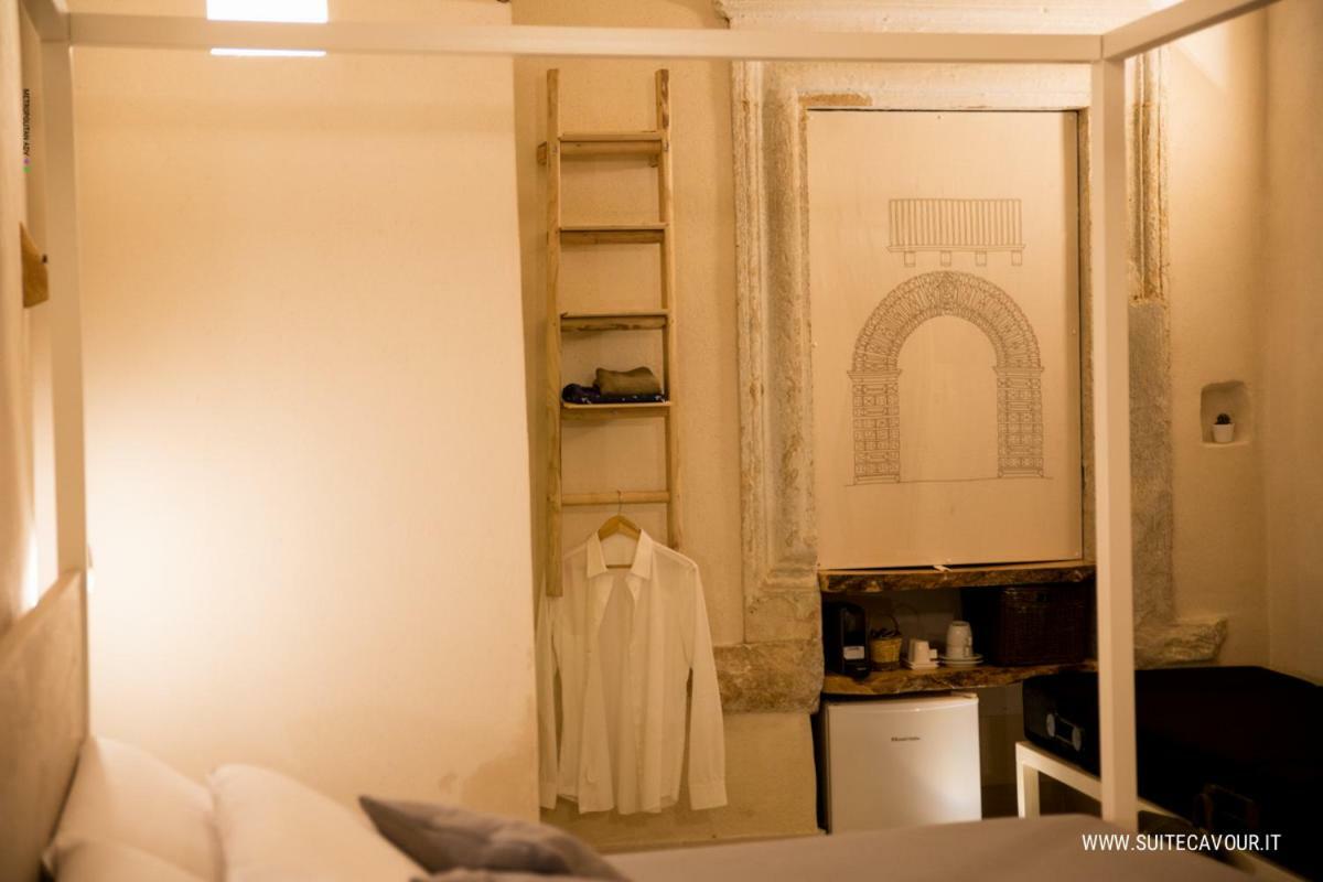 Suite Cavour - Ambra ガラティーナ エクステリア 写真